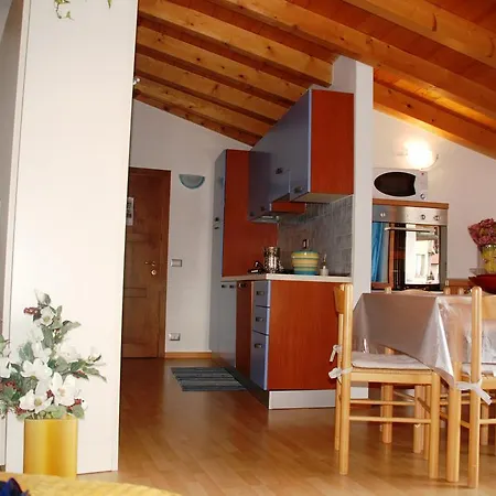Il Castellaccio Apartment *